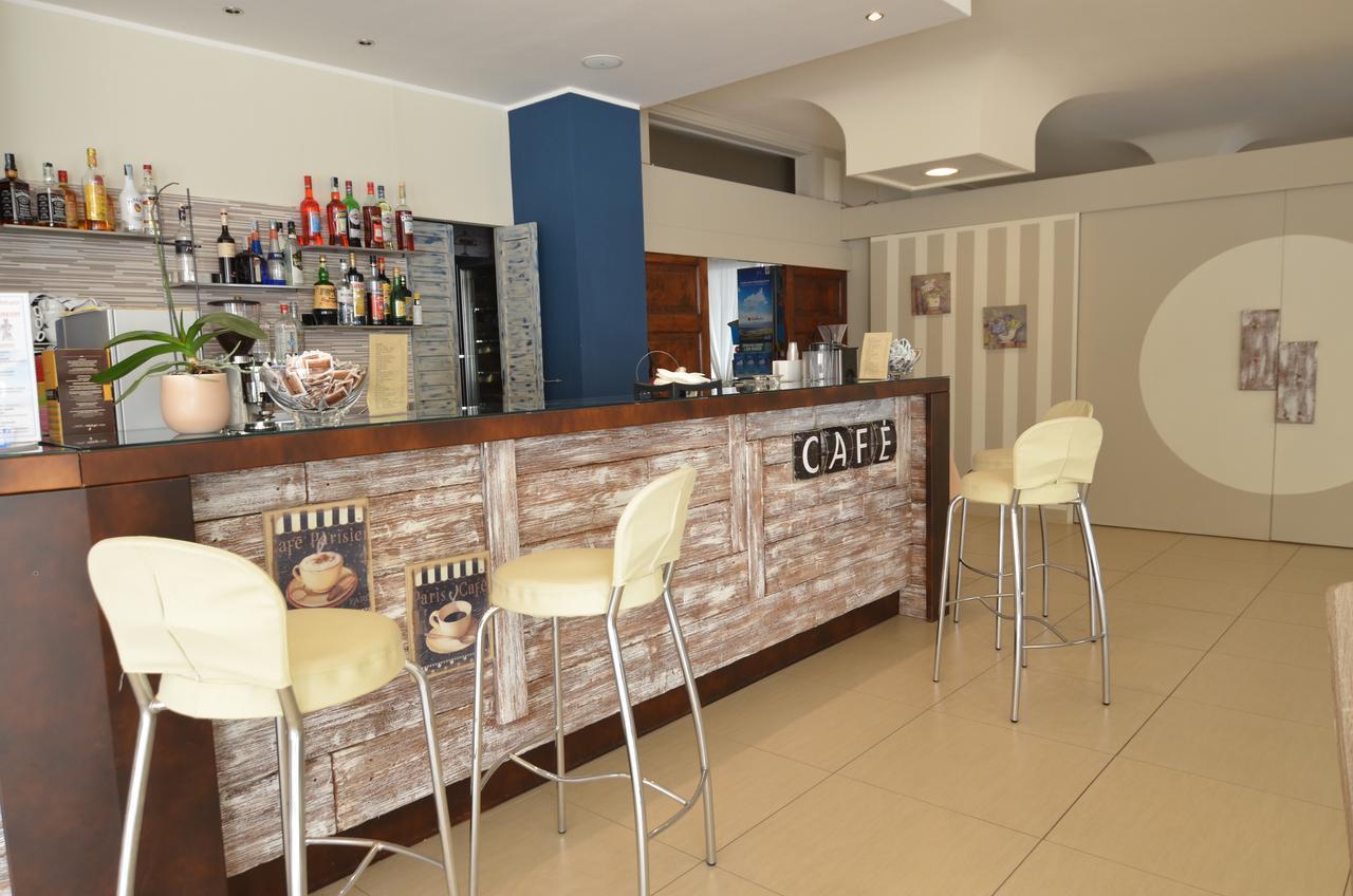 Hotel Mirage Мілано-Маріттіма Екстер'єр фото